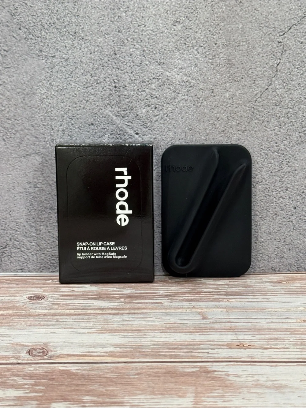 RHODE Black Snap-On Lip Case with MagSafe Compatible Grip